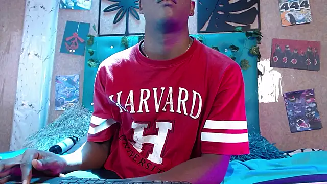 Snapshot of patrick__evans chatting on 02.15.25 patrick evans online show from 02.15.25