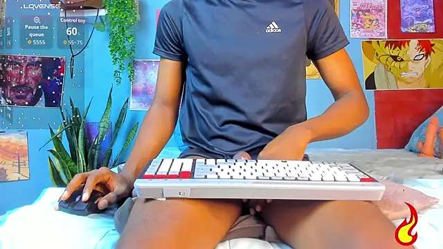 Snapshot of patrick__evans chatting on 10.24.25 patrick evans online show from 10.24.25