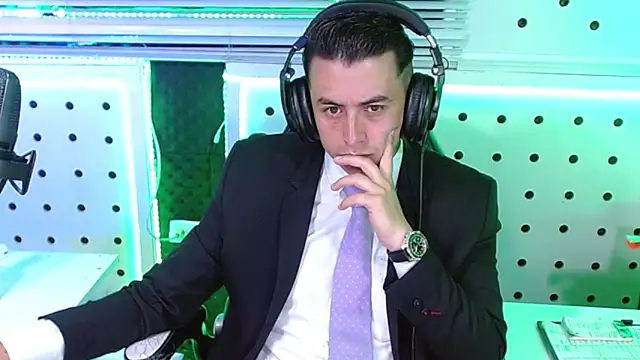 Darko0717 online show from 12.21.25