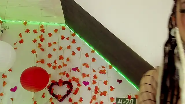 Cata green online show from 02.19.25