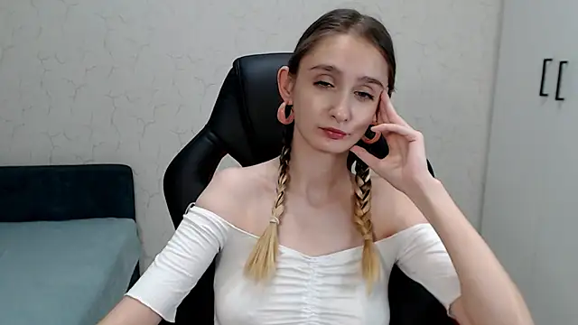 Jackie Morgan online show from 12.22.24