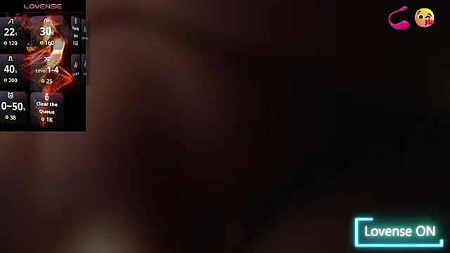 Snapshot of Abril_Beltran_ chatting on 11.04.25 Abril Beltran online show from 11.04.25