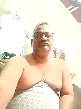 StarPacifist6 online show from 12.26.24