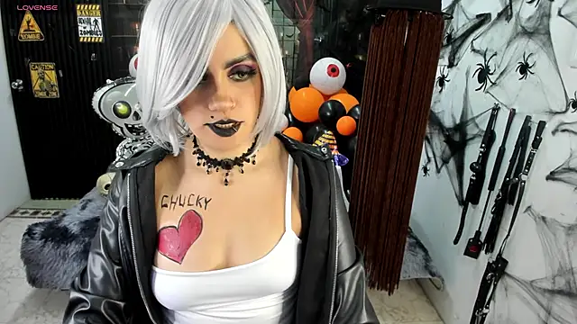 criss 21  online show from 10.28.25