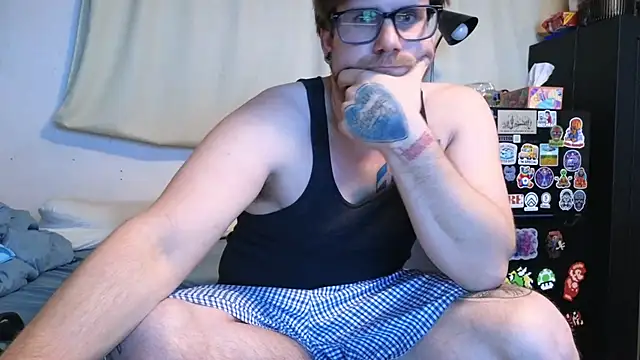 Snapshot of LovelyGreekDick6 chatting on 08.07.26 LovelyGreekDick6 online show from 08.07.26