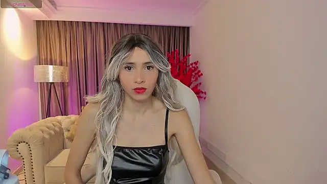 emilly smith 1 online show from 02.06.25