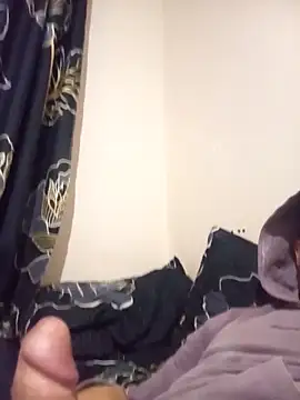 Snapshot of Linex06 chatting on 03.04.26 Linex06 online show from 03.04.26