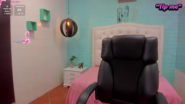 tracycum online show from 12.15.24