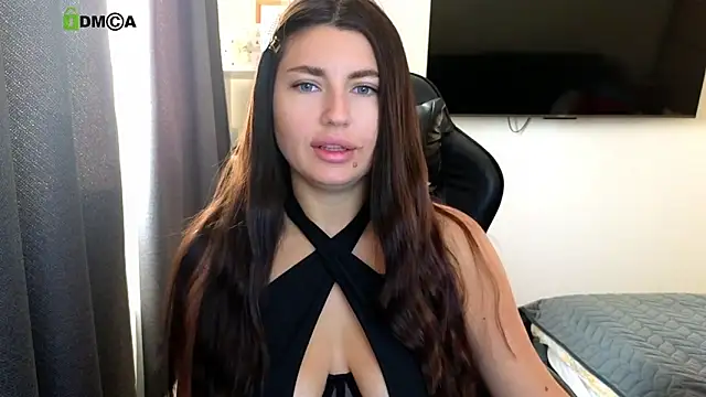 Snapshot of gracedorce chatting on 11.20.25 gracedorce online show from 11.20.25