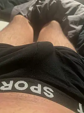 spritzerboy23 online show from 12.17.25