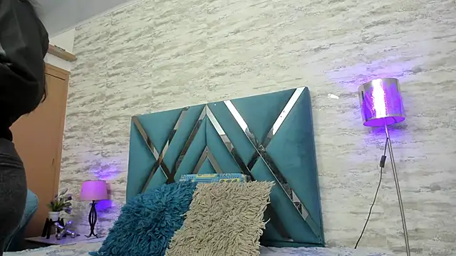 veronica salas online show from 01.14.25