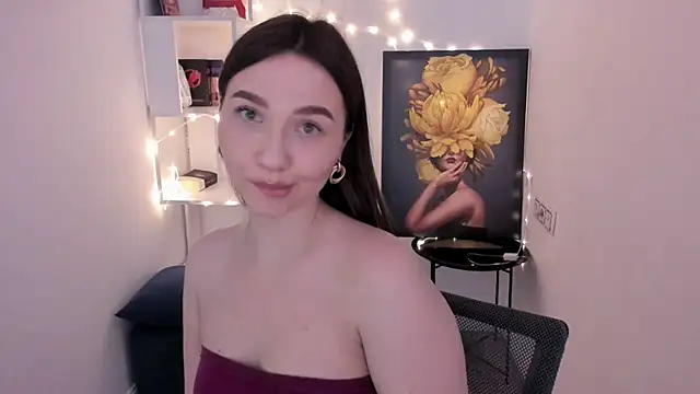 Snapshot of GracefulLook chatting on 02.23.25 GracefulLook online show from 02.23.25