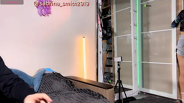 sabrinasmith23 online show from 09.25.25