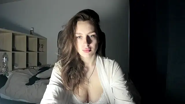 Ella   Bell online show from 02.24.25