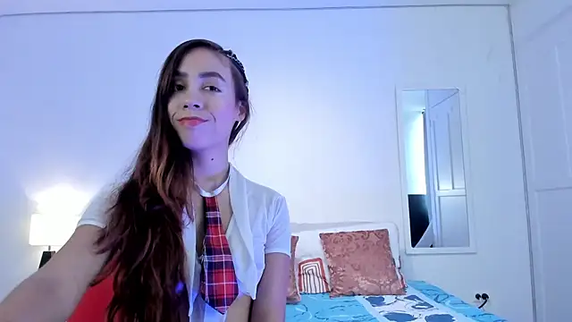 Snapshot of Estrella_Duran chatting on 01.08.25 Estrella Duran online show from 01.08.25