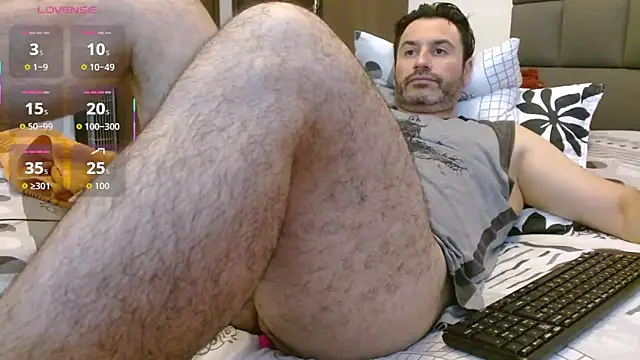 rodrher81 online show from 10.23.25