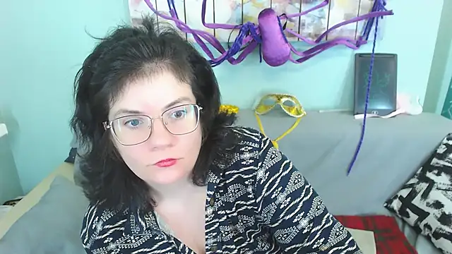 EverlyRays online show from 12.23.24