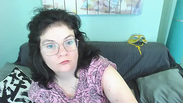 EverlyRays online show from 02.07.25