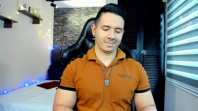 Snapshot of ransoj chatting on 12.11.24 ransoj online show from 12.11.24