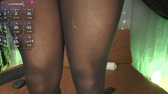  Little sophie   online show from 05.30.26