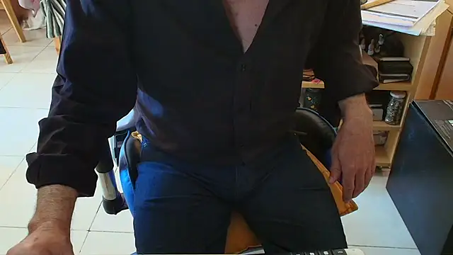 angelgarcia269 online show from 10.26.25