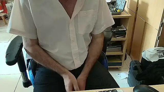 angelgarcia269 online show from 04.04.26