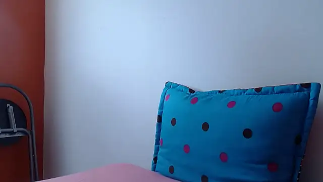 lady hot2xx online show from 04.19.26