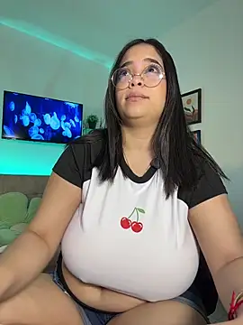 tati reyess online show from 11.03.25