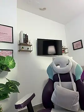 Snapshot of tati_reyess chatting on 06.23.26 tati reyess online show from 06.23.26