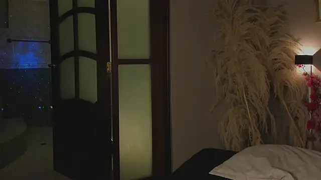 Snapshot of lua_ferch__ chatting on 02.06.25 lua ferch online show from 02.06.25