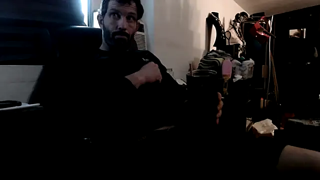 Snapshot of leanjamesdean chatting on 02.17.25 leanjamesdean online show from 02.17.25