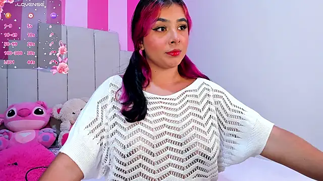 Snapshot of AliiceBrown_ chatting on 12.21.24 AliiceBrown online show from 12.21.24