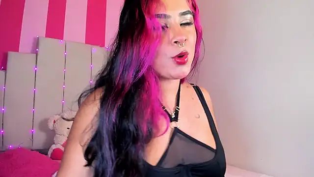 Snapshot of AliiceBrown_ chatting on 01.17.25 AliiceBrown online show from 01.17.25