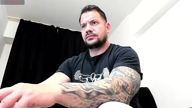 musclemonster31 online show from 12.04.25