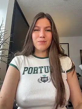 AmelieLaurent  online show from 07.05.26