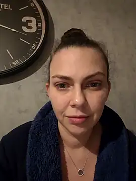 LEAsquirt91 online show from 02.11.25