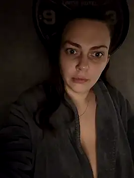 LEAsquirt91 online show from 02.13.25