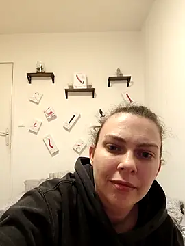 LEAsquirt91 online show from 03.03.25