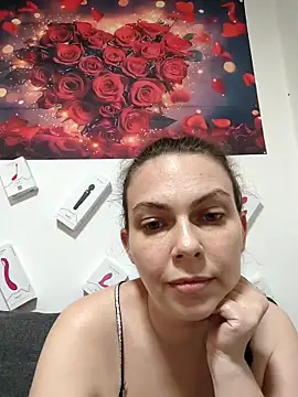 Snapshot of LEAsquirt91 chatting on 05.05.26 LEAsquirt91 online show from 05.05.26