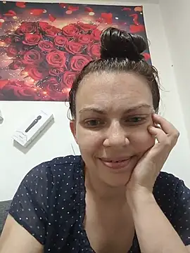 Snapshot of LEAsquirt91 chatting on 06.25.26 LEAsquirt91 online show from 06.25.26