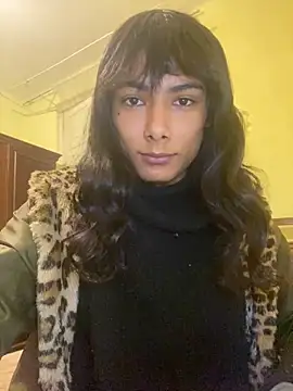 calliemaggotbone online show from 12.16.25