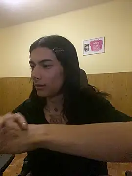 calliemaggotbone online show from 04.08.26