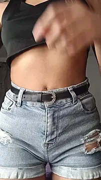 Miia Petitte online show from 04.09.26