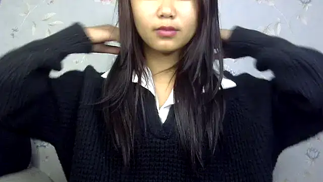 Snapshot of cute_sapna chatting on 12.14.24 cute sapna online show from 12.14.24