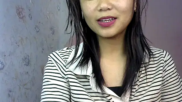 Snapshot of cute_sapna chatting on 02.15.25 cute sapna online show from 02.15.25