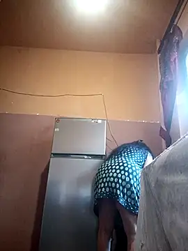 Snapshot of Lovely_Lori chatting on 11.16.25 Lovely Lori online show from 11.16.25