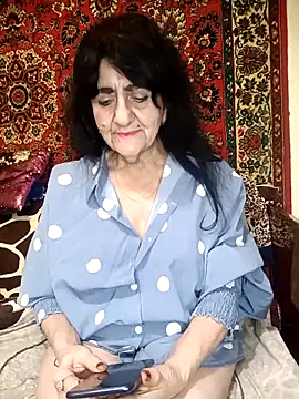 Snapshot of Lovely_Lori chatting on 11.28.25 Lovely Lori online show from 11.28.25