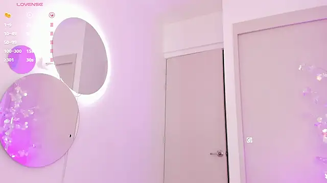 mia yourmommy online show from 03.01.25