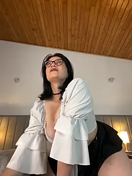 adriana71 online show from 10.10.25