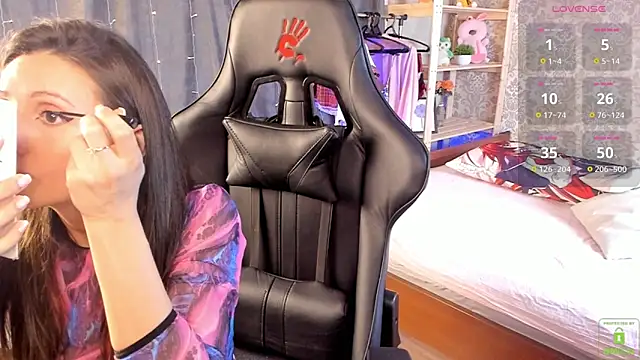 Michel Momsen online show from 03.20.25